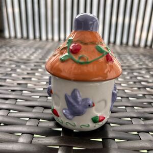 Yurt Stackable Ceramic Bird House Salt & Pepper Shakers Whimsical